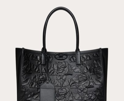 MEDIUM-VLOGO-LOCKER-TOTE-IN-LEATHER-WITH-EMBROIDERED-ROSES